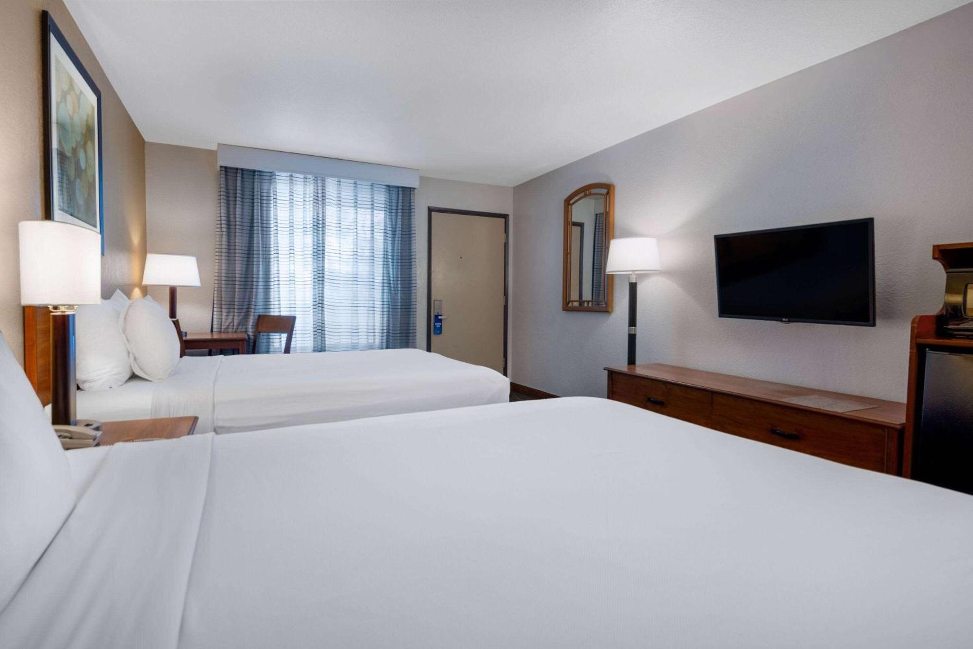 Days Inn By Wyndham Encinitas Moonlight Beach Extérieur photo