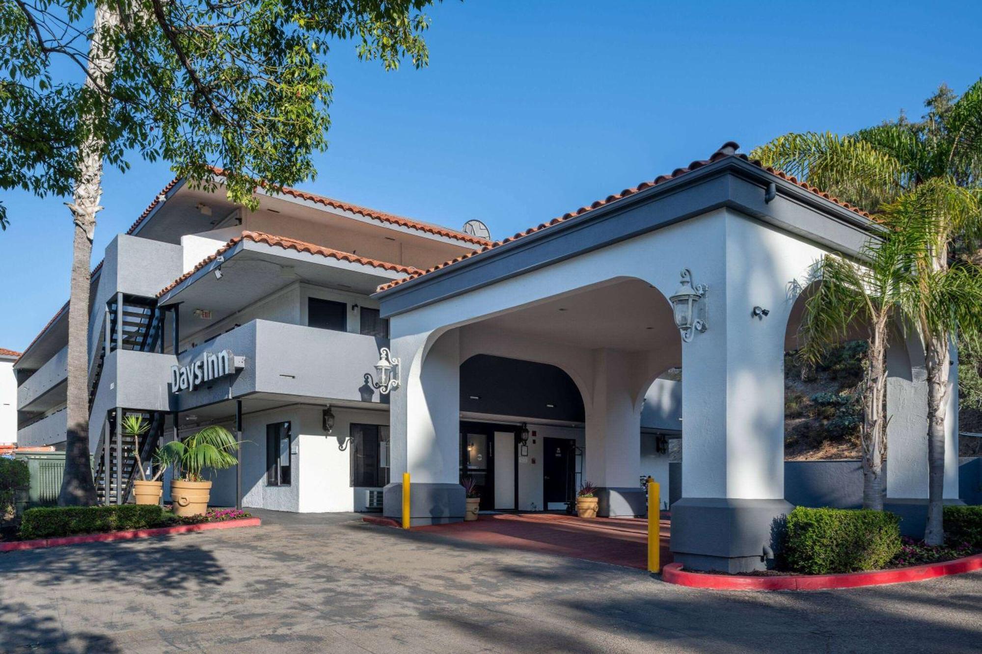 Days Inn By Wyndham Encinitas Moonlight Beach Extérieur photo