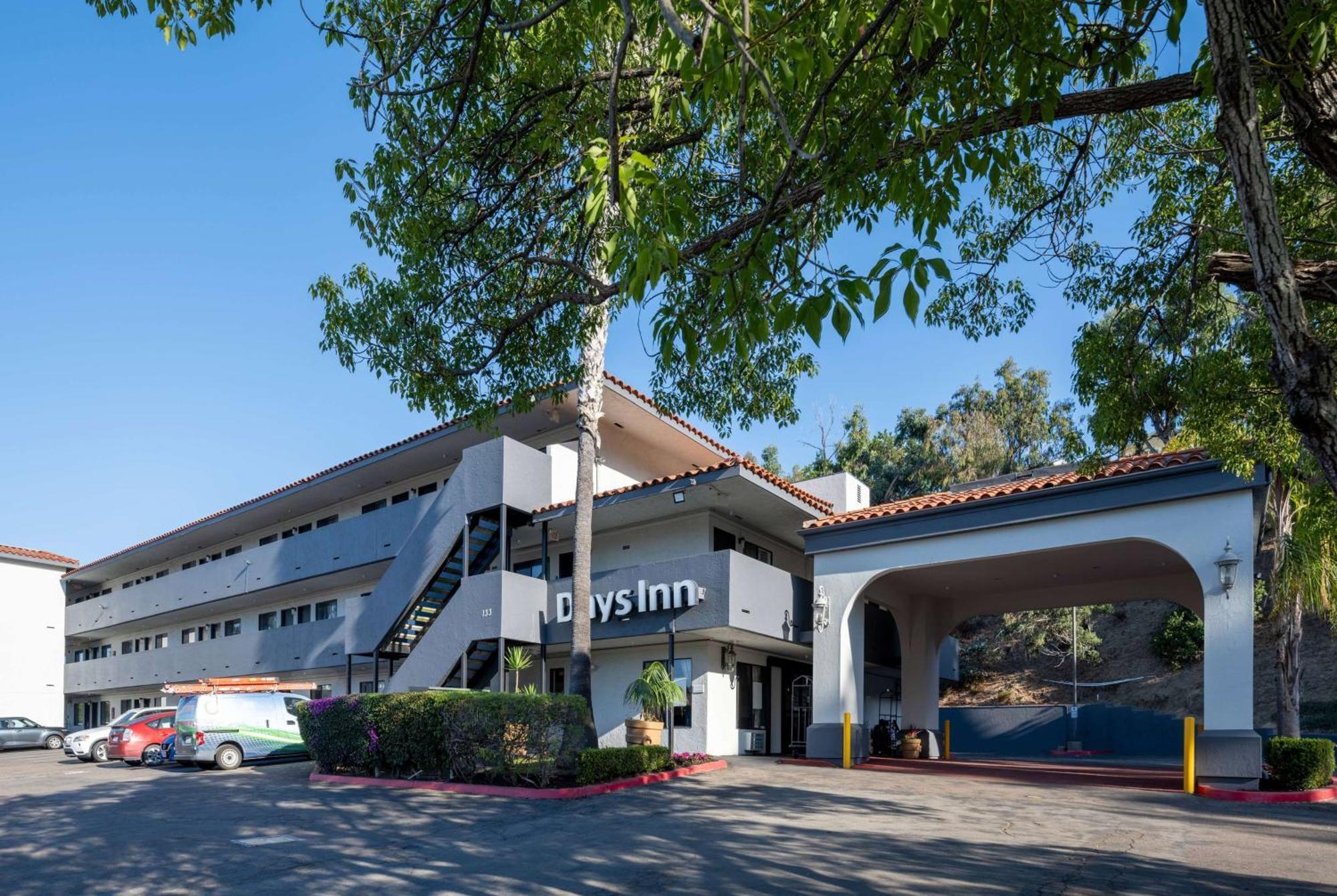 Days Inn By Wyndham Encinitas Moonlight Beach Extérieur photo
