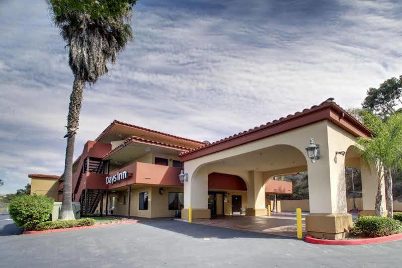 Days Inn By Wyndham Encinitas Moonlight Beach Extérieur photo